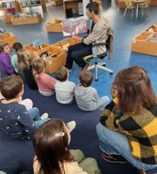 Visite à la médiathèque